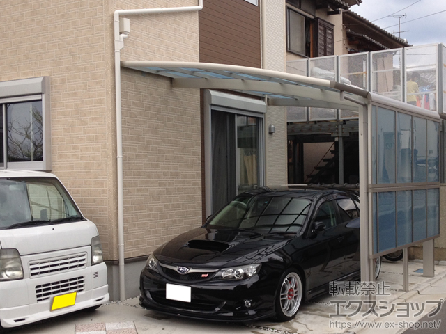 兵庫県川西市ののカーポート レイナポートグラン　積雪〜20cm対応＋サイドパネル＋着脱式サポート 標準・ハイルーフ兼用 2本入り×1セット 施工例