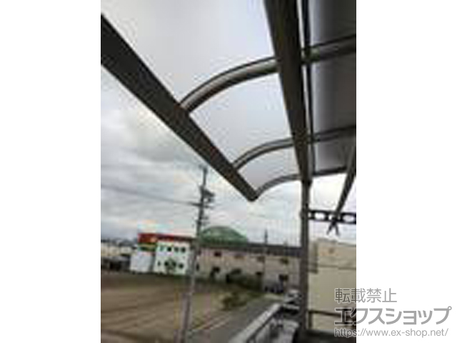 岐阜県羽島郡岐南町ののバルコニー・ベランダ屋根 プレシオステラス R型 屋根タイプ 単体 積雪〜20cm対応 施工例
