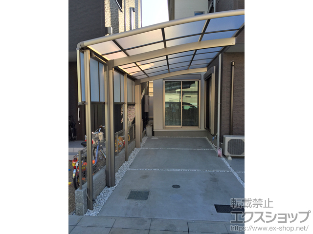 大阪府松原市のLIXIL リクシル（トステム）のカーポート カーブポートシグマIII 積雪〜20cm対応 施工例