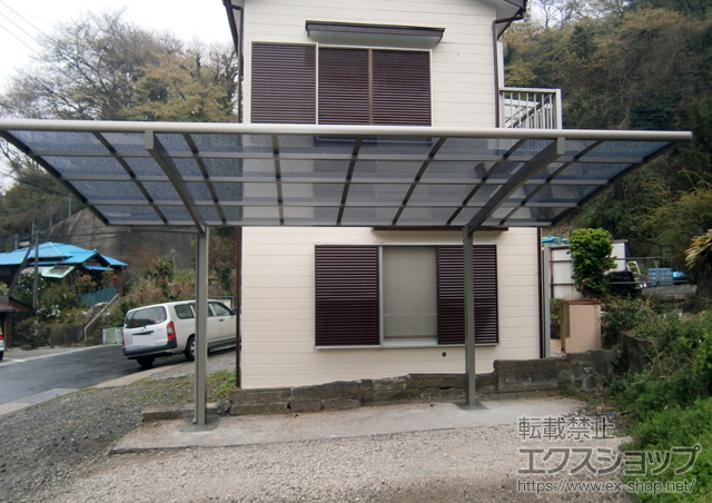 神奈川県横須賀市のLIXIL リクシル（トステム）のカーポート カーブポートシグマIII 積雪〜20cm対応 施工例
