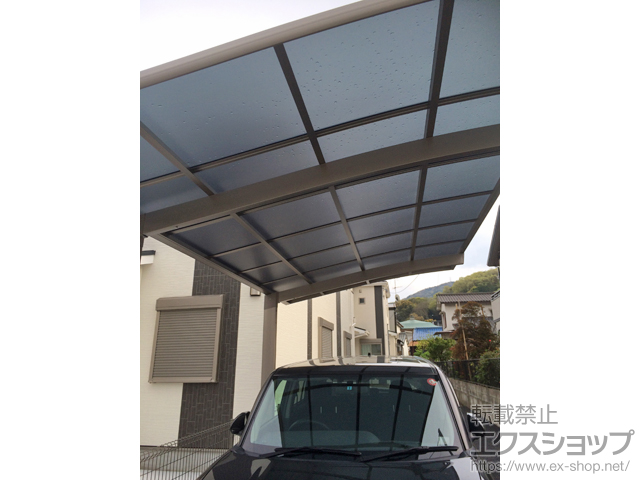 兵庫県西宮市のLIXIL リクシル（トステム）のカーポート カーブポートシグマIII 積雪〜20cm対応 施工例
