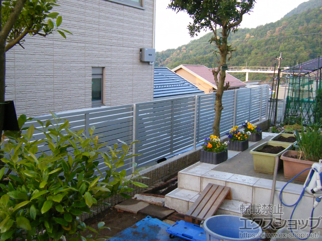 広島県広島市ののフェンス・柵 プレスタフェンス7Y型 フリーポールタイプ 施工例