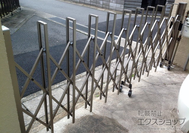 京都府京都市ののカーゲート トリップゲート RA型 ノンレール 片開き 33S 施工例