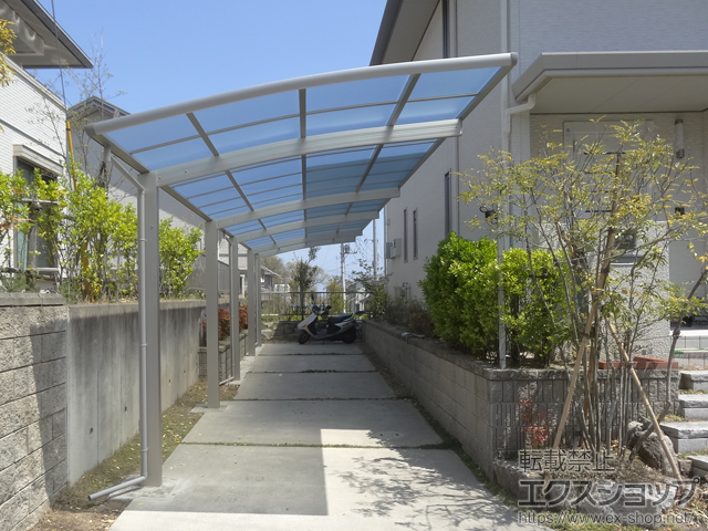 茨城県日立市ののカーポート レイナポートグラン 縦連棟　積雪〜20cm対応 施工例