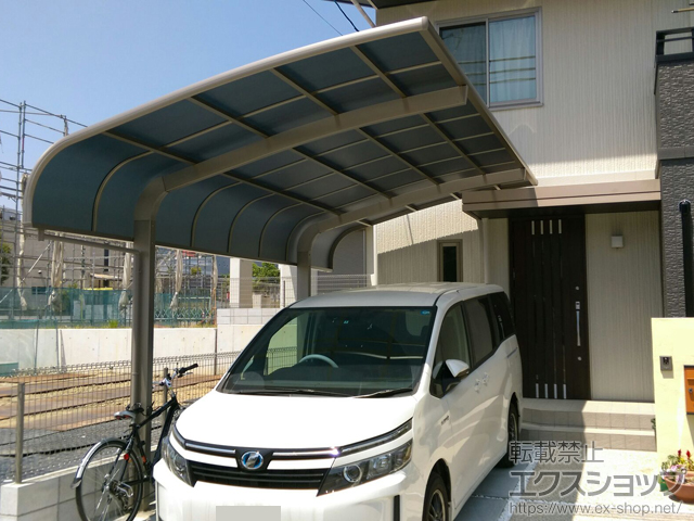 大阪府箕面市のLIXIL リクシル（トステム）のカーポート テールポートシグマIII 積雪〜20cm対応 施工例
