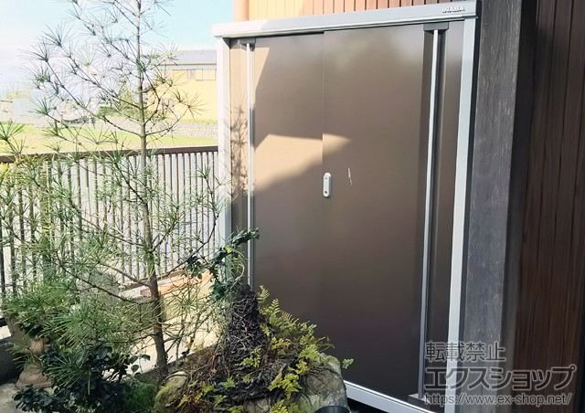 岐阜県羽島市のの物置・屋外倉庫 シンプリー 一般型 (MJX-134DP)＋オプション　棚板 施工例