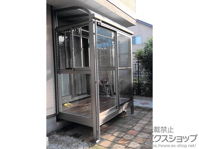 千葉県船橋市のLIXIL リクシル（トステム）のテラス囲い・サンルーム ほせるんですII R型 床納まり  ランマ無 積雪〜20cm対応 施工例