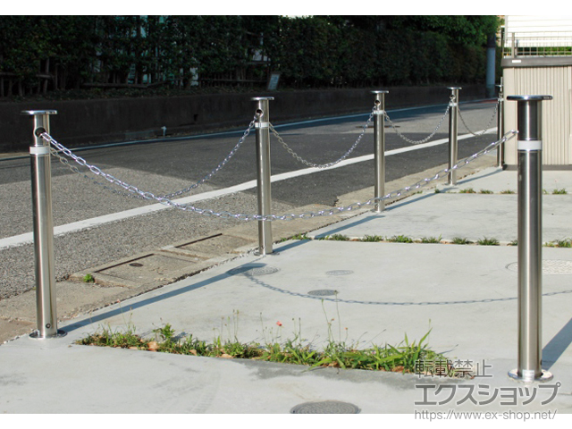 東京都練馬区ののカーゲート スペースガード(車止め) F60型 埋込式 キー付き 施工例