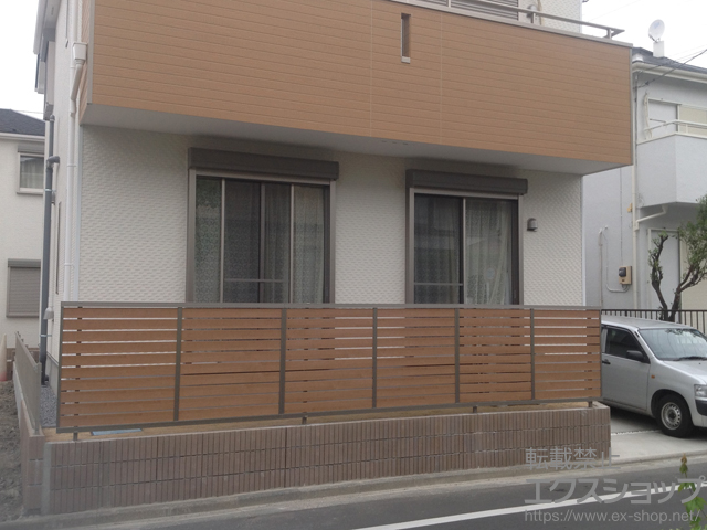 東京都葛飾区のLIXIL リクシル(新日軽)のフェンス・柵 セレビューフェンス RP3型 自在柱式 施工例