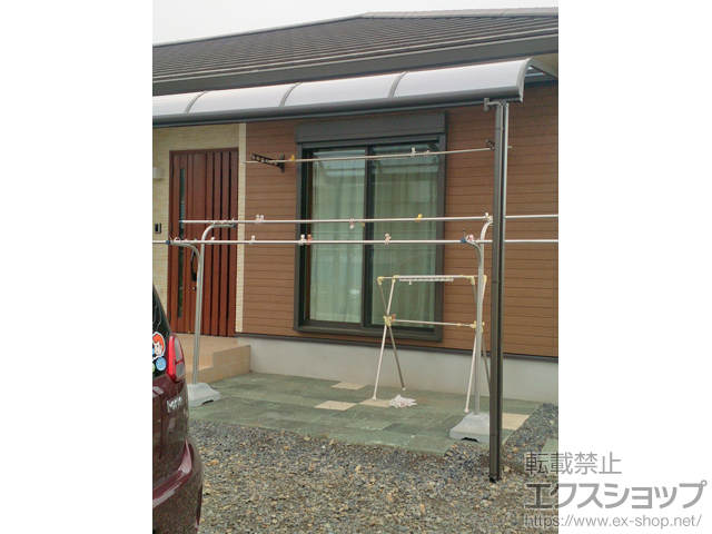 栃木県那須烏山市のLIXIL リクシル（トステム）のテラス屋根 ライザーテラスII R型 テラスタイプ 単体 積雪〜20cm対応 施工例