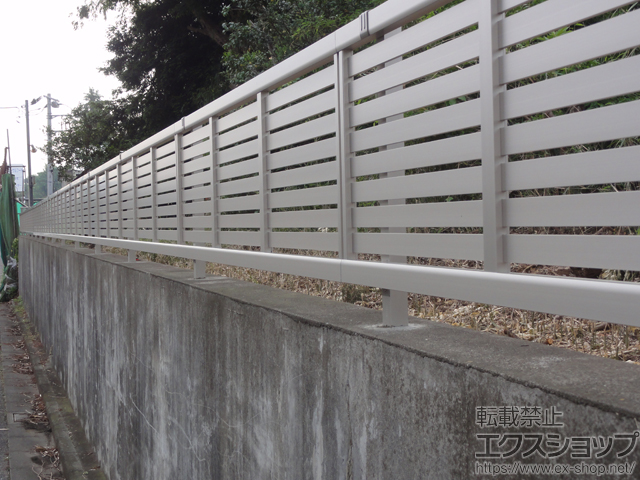 埼玉県さいたま市ののフェンス・柵 エクスラインフェンス5型 自由柱 施工例