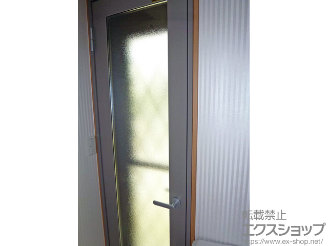 神奈川県秦野市のの二重窓（内窓） プラマードU 開き窓 内観左勝手 施工例