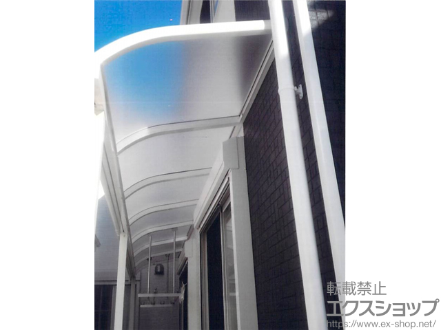 兵庫県神戸市ののテラス屋根 ヴェクターテラス R型 テラスタイプ 連棟 積雪〜20cm対応＋吊り下げ式物干し 施工例