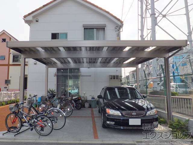 東京都足立区のLIXIL リクシル（トステム）のカーポート テリオスポートIII 1500 2台用 角柱4本 積雪〜50cm対応 施工例