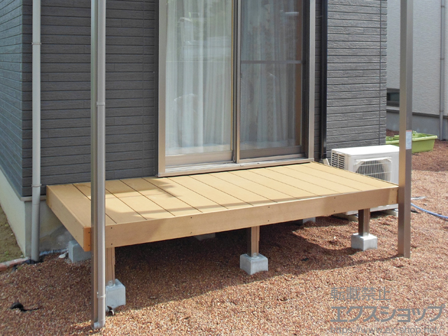 福岡県行橋市のLIXIL リクシル（トステム）のウッドデッキ レストステージ 幕板納まり 施工例