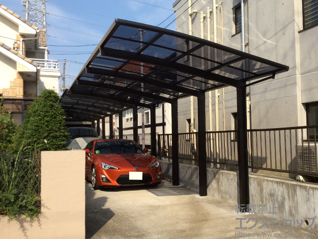 神奈川県横浜市のLIXIL リクシル（トステム）のカーポート カーブポートシグマIII 延長 積雪〜20cm対応 施工例
