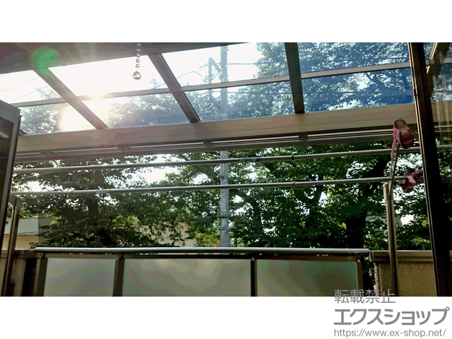 東京都昭島市のLIXIL リクシル（トステム）のテラス屋根 パワーアルファ F型 屋根タイプ 単体 積雪〜30cm対応 施工例