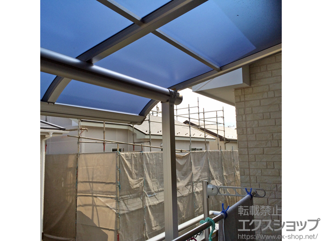 千葉県印西市ののバルコニー・ベランダ屋根 プレシオステラス R型 屋根タイプ 単体 積雪〜20cm対応 施工例