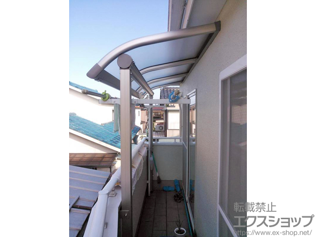 千葉県柏市ののバルコニー・ベランダ屋根 プレシオステラス R型 屋根タイプ 単体 積雪〜20cm対応 施工例