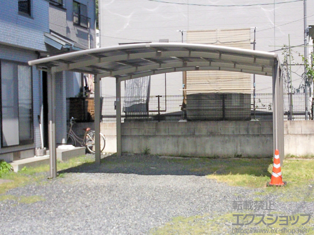 広島県広島市のLIXIL リクシル（トステム）のカーポート カーブポートシグマIII ワイド 延長セット　積雪〜20cm対応 施工例