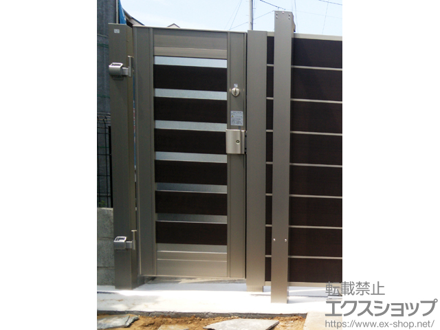 神奈川県横浜市のの門扉 【特注】エルネクス門扉 M-YS型 片開き 柱使用(外観右吊り元) 施工例