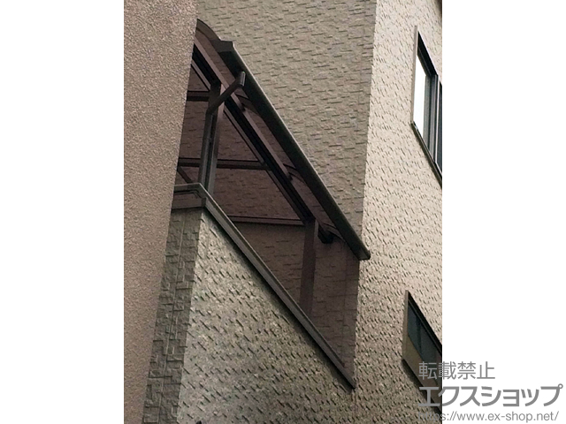 兵庫県神戸市のLIXIL リクシル（トステム）のバルコニー・ベランダ屋根 ライザーテラスII R型 屋根タイプ 単体 積雪〜20cm対応 施工例