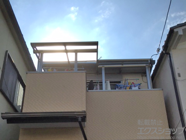京都府京都市ののバルコニー・ベランダ屋根 ヴェクターテラス F型 屋根タイプ 単体 積雪〜20cm対応 施工例