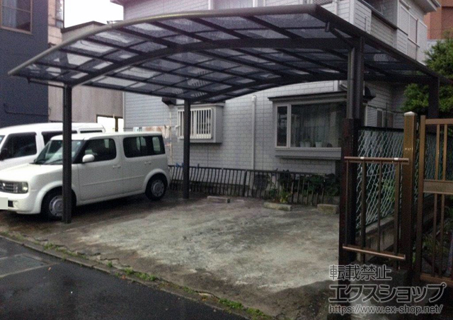 千葉県柏市のLIXIL リクシル（トステム）のカーポート カーブポートシグマIII ワイド 積雪〜20cm対応 施工例