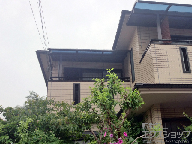 大阪府堺市ののバルコニー・ベランダ屋根 ヴェクターテラス R型 屋根タイプ 単体 積雪〜20cm対応 施工例