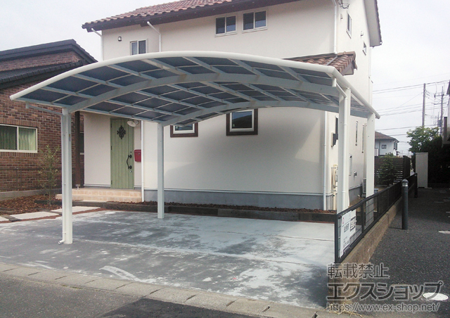 千葉県東金市ののカーポート レイナツインポートグラン　積雪〜20cm対応＋屋根ふき材補強部品×2セット(1組) 施工例