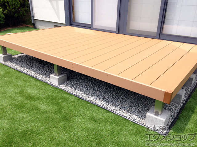 秋田県秋田市ののウッドデッキ リウッドデッキ 200 施工例