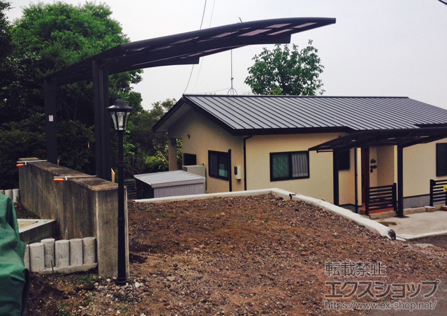 静岡県富士宮市のLIXIL リクシル（トステム）のカーポート カーブポートシグマIII 積雪〜20cm対応 施工例