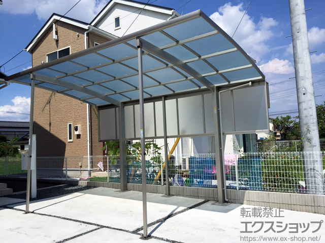 群馬県前橋市ののカーポート レイナポートグラン 積雪〜20cm対応＋サイドパネル＋着脱式サポート 標準・ハイルーフ兼用2本入り×1 施工例