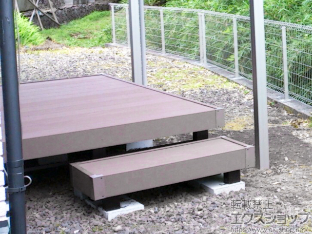 静岡県富士宮市ののウッドデッキ リウッドデッキ 200＋独立式リウッドステップ2型 施工例