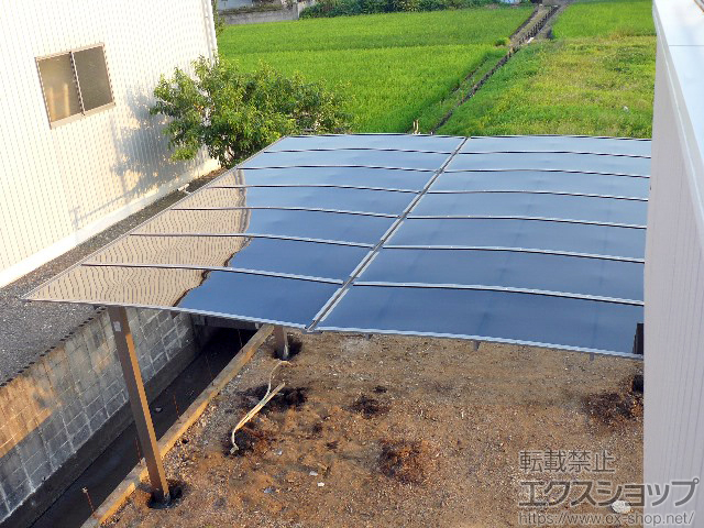 茨城県つくば市のLIXIL リクシル（トステム）のカーポート エックスルーフ ワイド 積雪〜20cm対応 施工例