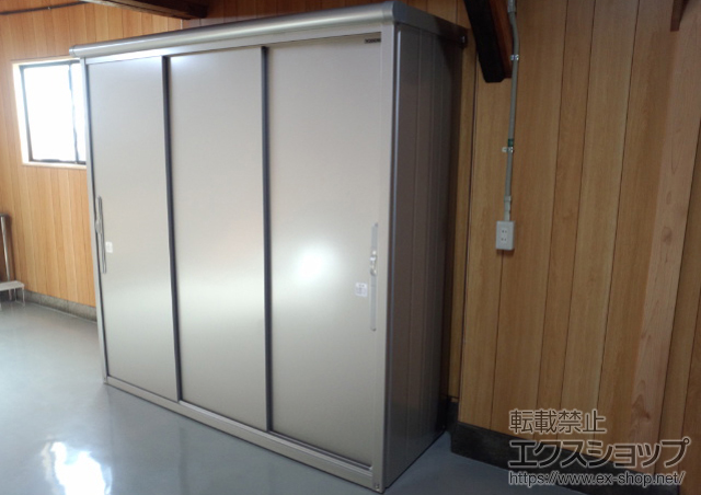 大阪府大阪市のの物置・屋外倉庫 エスモ 一般型(ESD-1906AGL) 施工例