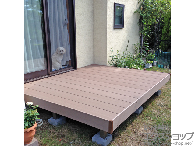 兵庫県芦屋市のLIXIL リクシル（トステム）のウッドデッキ レストステージ 幕板納まり 施工例