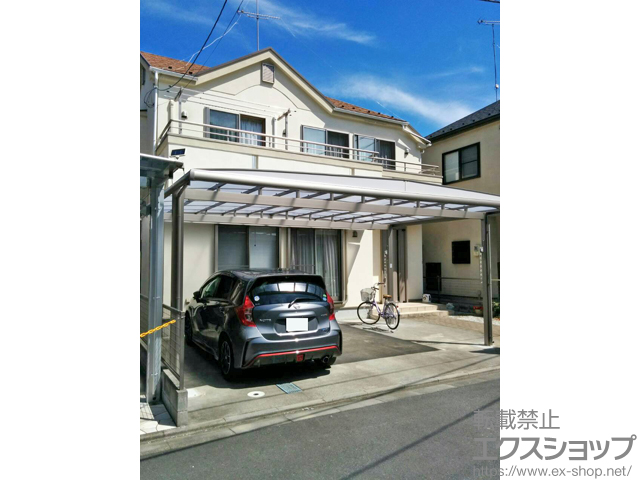 東京都八王子市ののカーポート フーゴAプラス (アーチスタイル) ワイド 積雪〜20cm対応＋フーゴAプラス(アーチスタイル)ワイド用 物干しセット ロング2本入 施工例