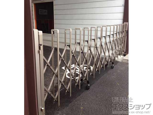 宮城県大崎市ののカーゲート トリップゲート RB型 ノンレール 片開き 施工例