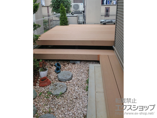 東京都練馬区ののウッドデッキ 樹ら楽ステージ＋樹ら楽ステージ ステップデッキ L字対応 1段 施工例