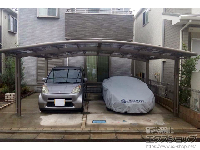 埼玉県川越市のLIXIL リクシル（トステム）のカーポート カーブポートシグマIII ワイド 積雪〜20cm対応 施工例