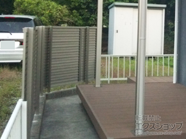 福岡県糸島市ののフェンス・柵 プレスタフェンス 5型 横目隠し フリーポールタイプ 施工例