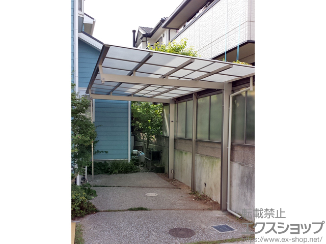 兵庫県明石市ののカーポート マイリッシュ 前上がり 積雪〜20cm対応＋側面パネル 施工例