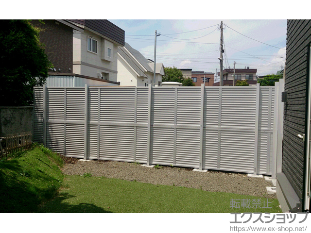 北海道札幌市ののフェンス・柵 プレスタフェンス5型 多段柱仕様(2段) 施工例