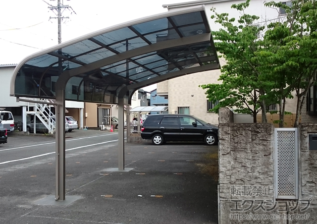 静岡県静岡市のLIXIL リクシル（トステム）のカーポート テールポートシグマIII 積雪〜20cm対応 施工例