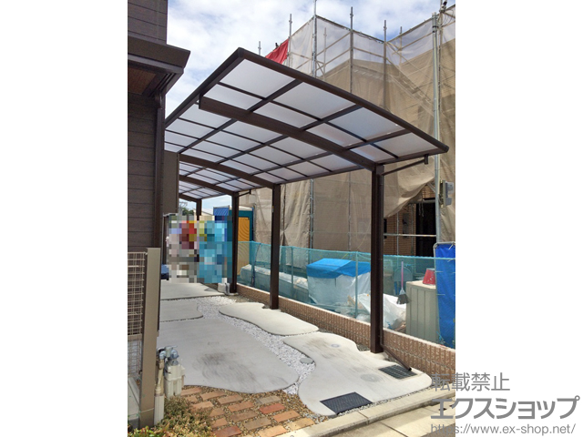 大阪府堺市ののカーポート レイナポートグラン 縦連棟　積雪〜20cm対応＋水平式物干し 2本入 施工例