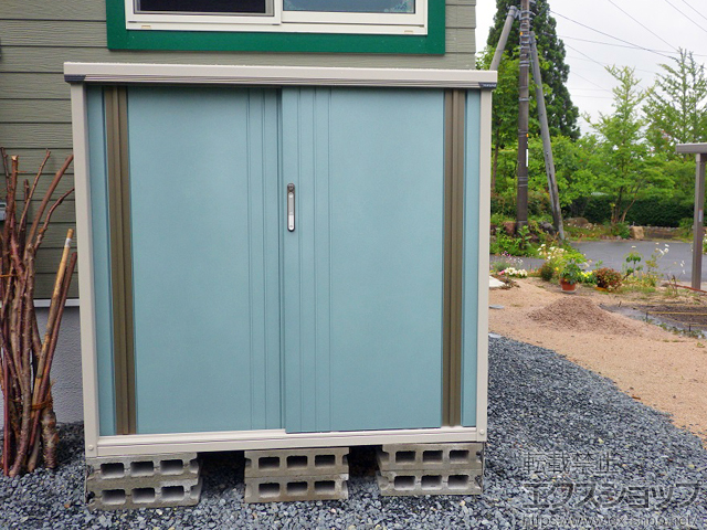 鳥取県西伯郡伯耆町のの物置・屋外倉庫 グランプレステージジャスト（M-157CT WG） 施工例