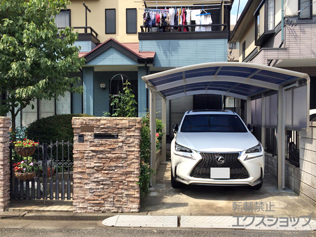 神奈川県横浜市ののカーポート レイナワンポートグラン　積雪〜20cm対応＋サイドパネル 施工例