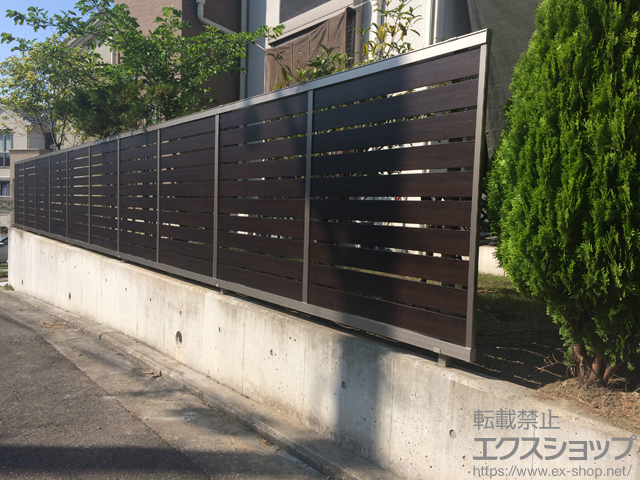 大阪府堺市のLIXIL リクシル(新日軽)のフェンス・柵 セレビューフェンス RP3型 自在柱式 施工例