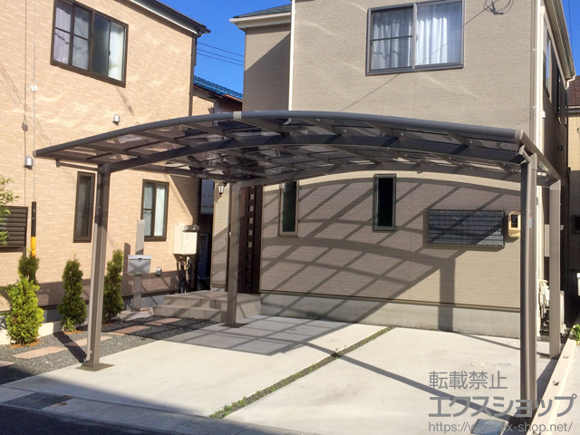 静岡県静岡市のLIXIL リクシル（トステム）のカーポート カーブポートシグマIII ワイド 積雪〜20cm対応 施工例